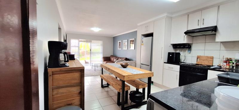 2 Bedroom Property for Sale in Island View Western Cape